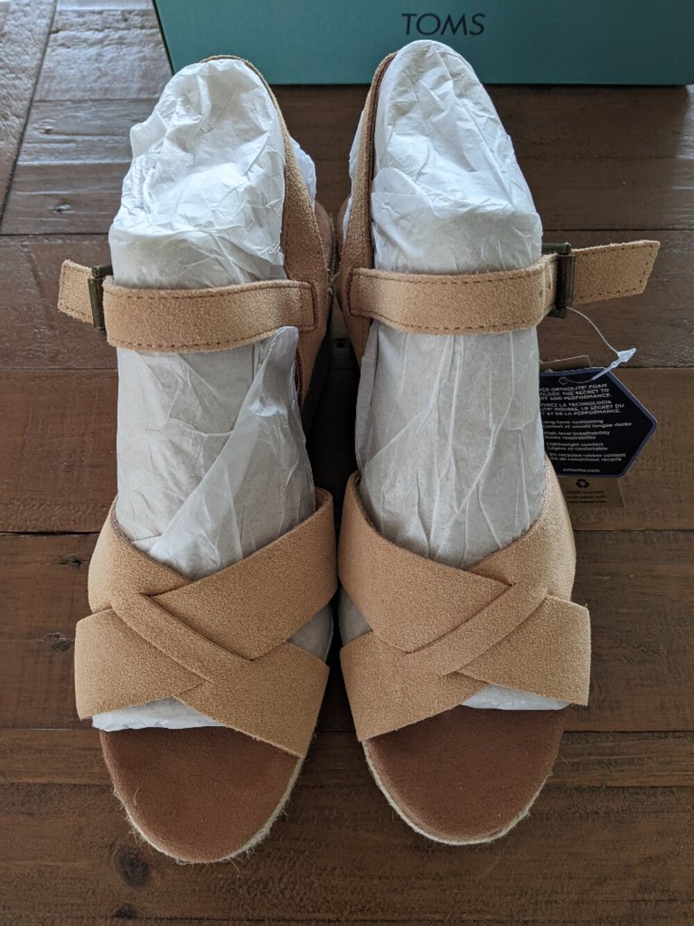 NWT Toms Honey Suede ortholite women's sandals